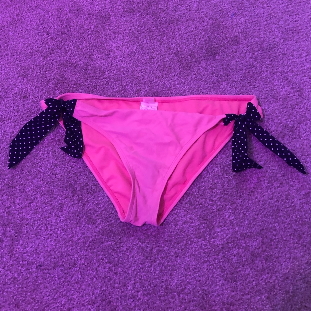 Roxy Pink bikini bottoms sz. Lg